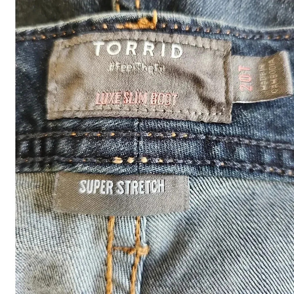 Torrid Luxe Slim Boot Jeans Medium Wash Size 20T - Picture 7 of 9